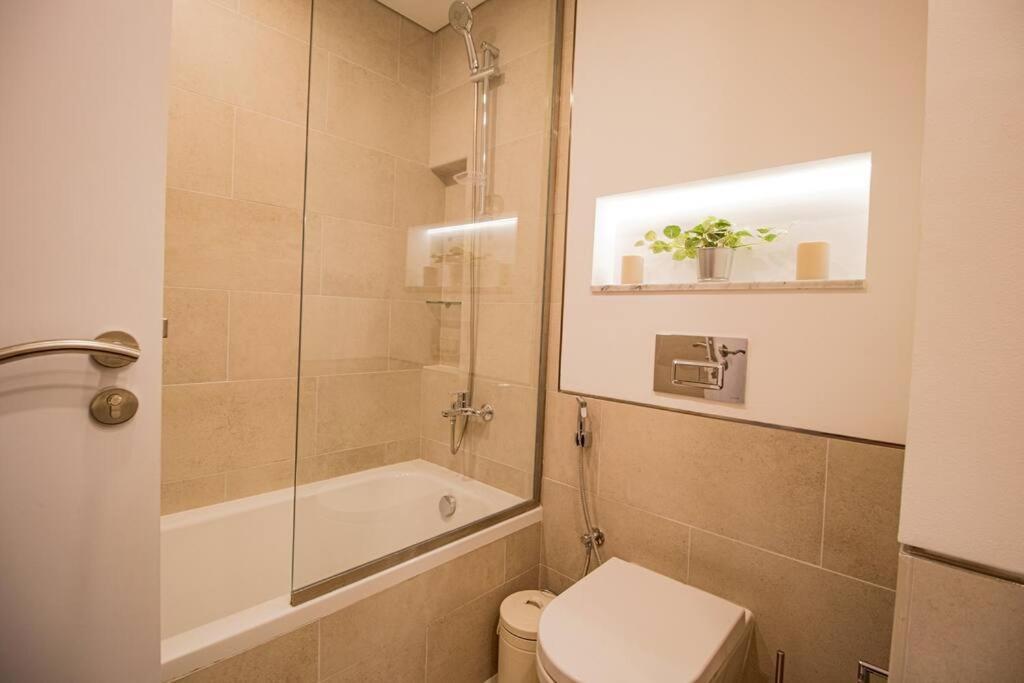 Stunning 2br In Lamtara Mjl Burj View 512 *