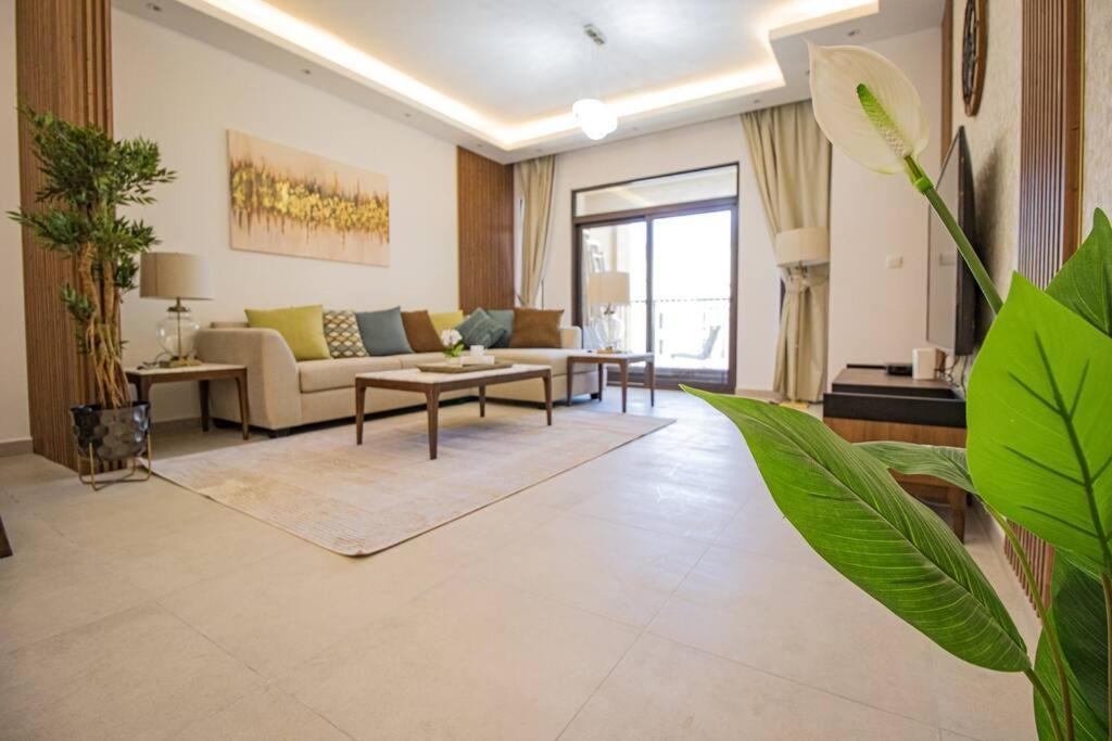 Stunning 2br In Lamtara Mjl Burj View 512