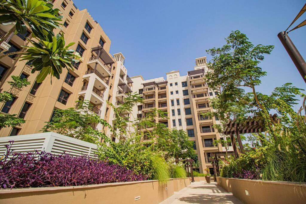 Apartment Stunning 2br In Lamtara Mjl Burj View 512 Dubai