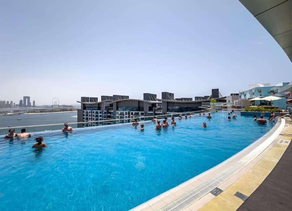 Goldbest - Seven Palm 4ppl Apartment Dubai