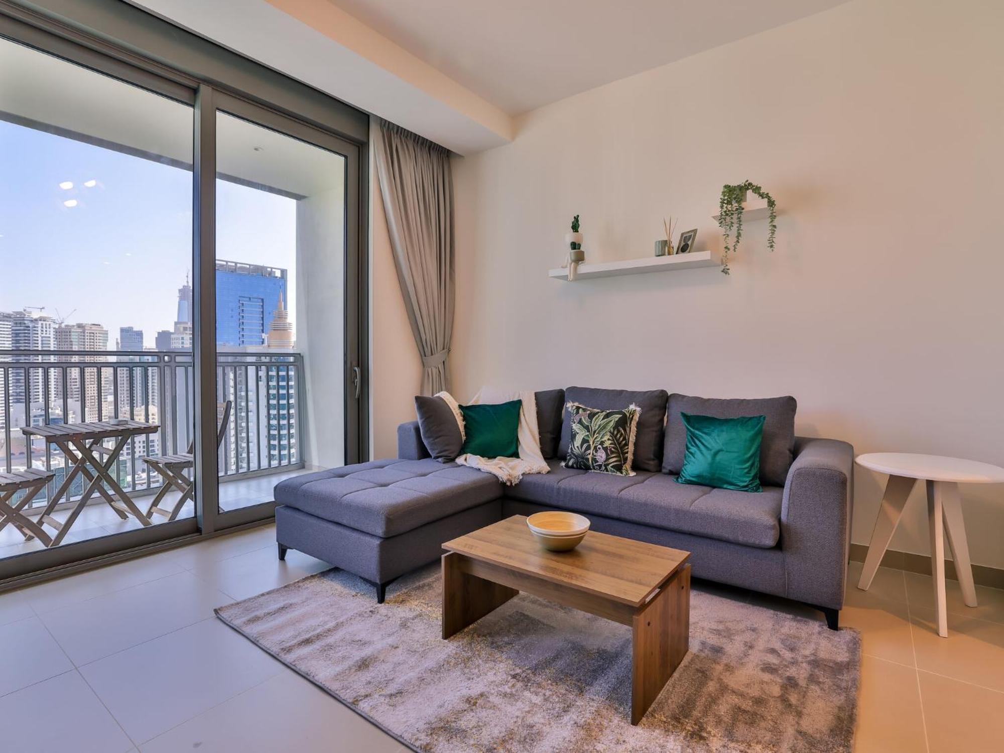Apartment Luxurious Marina Views Pool Gym By Sojo