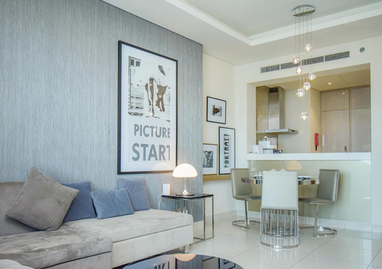 Spacious 1br In Damac Paramount Towers Bb * Dubai