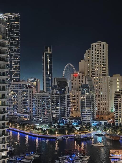 Daire Large 1br With Great View
