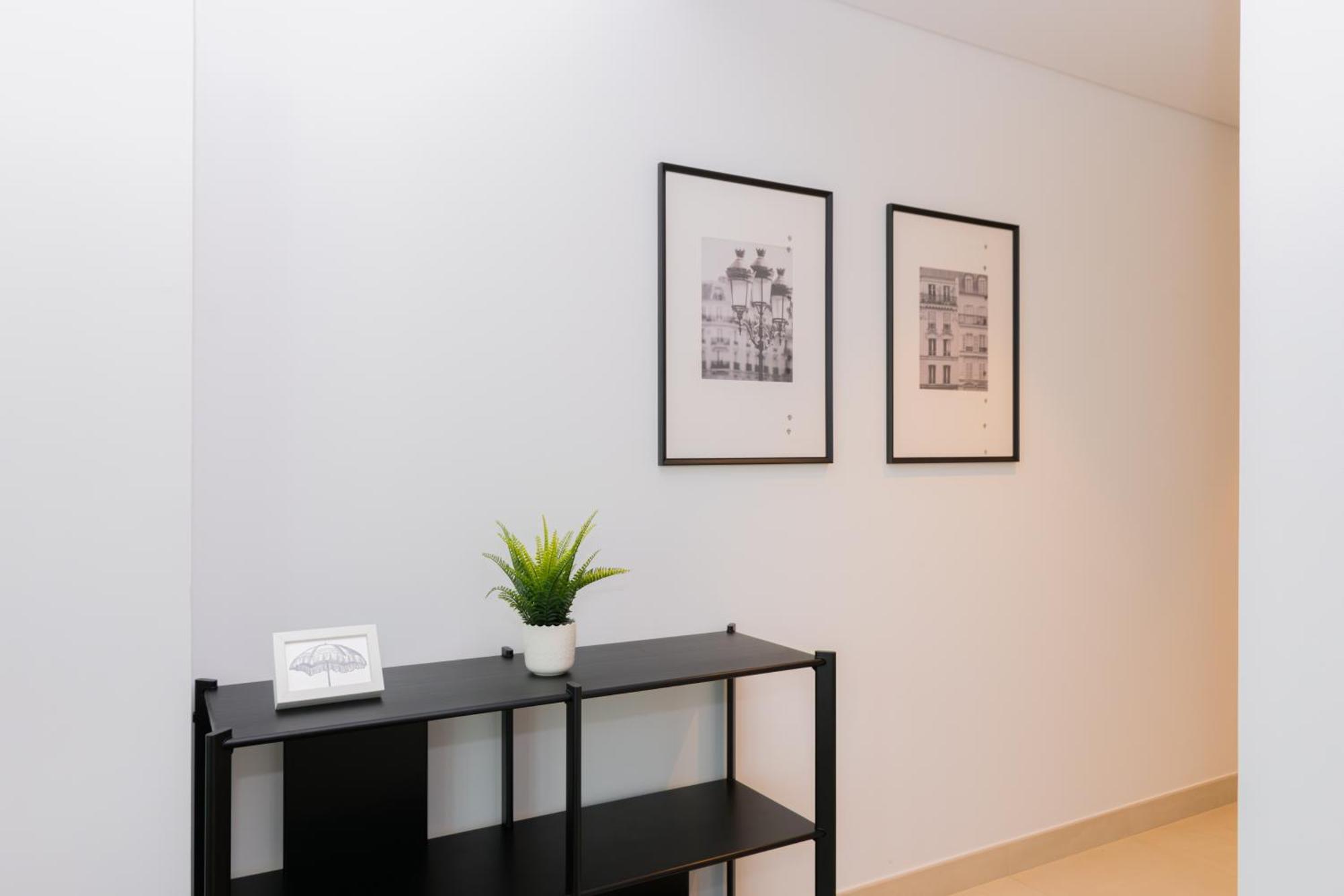 Elite Escape - 1 Bhk Getaway With Mall Access - 1501 Dubai