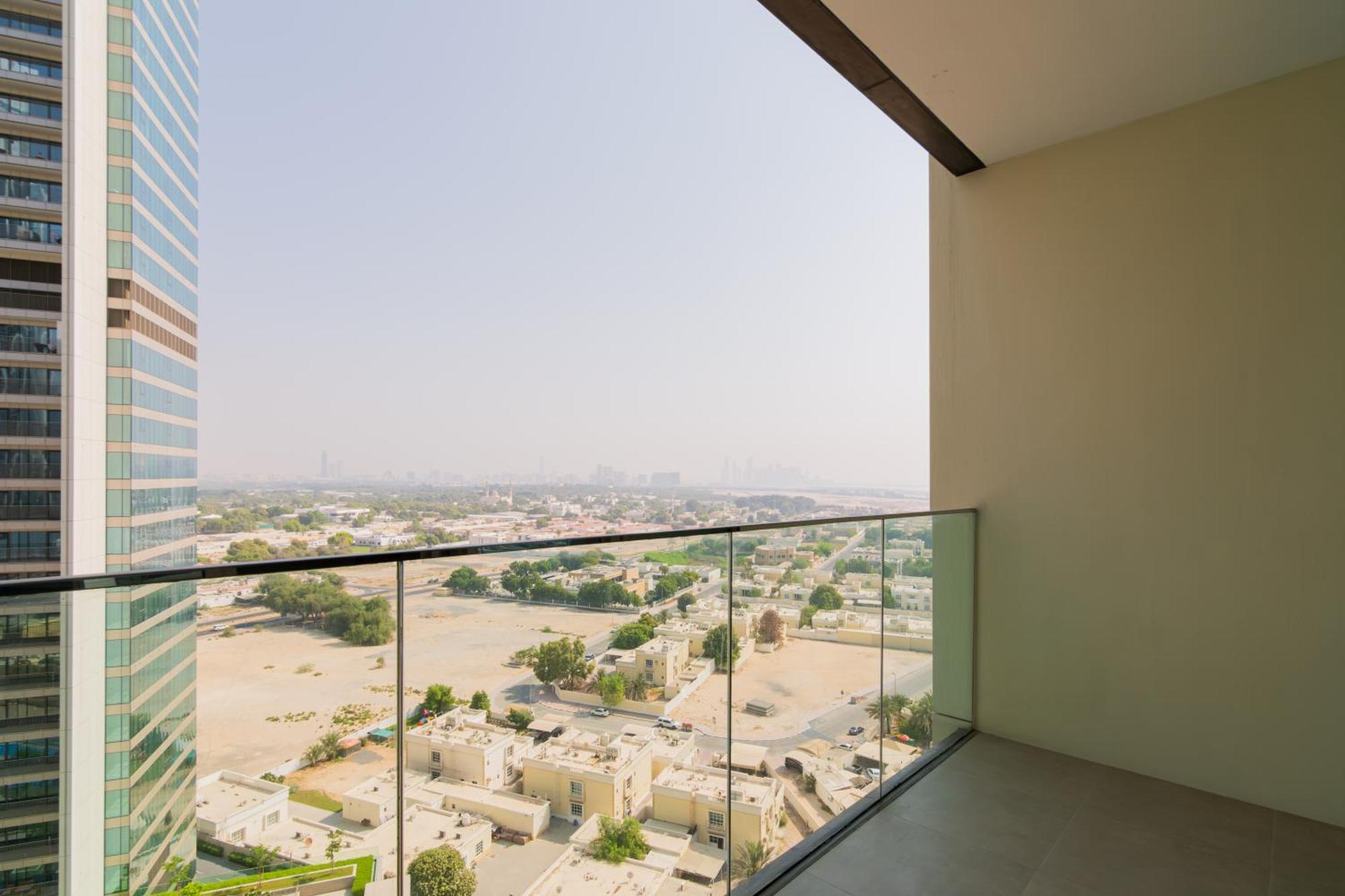 Elite Escape - 1 Bhk Getaway With Mall Access - 1501 Apartment Dubai