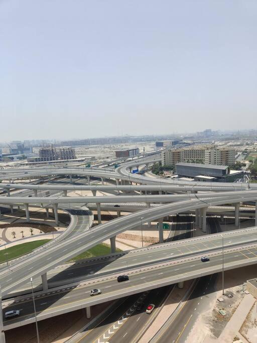 Large 1br With Great View Daire Dubai