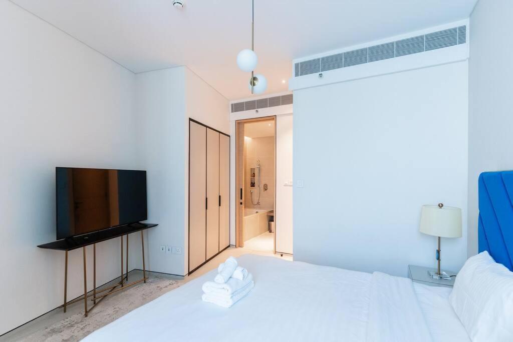 Address Jbr L Beachfront L Mid Floor & Opened View Dubai