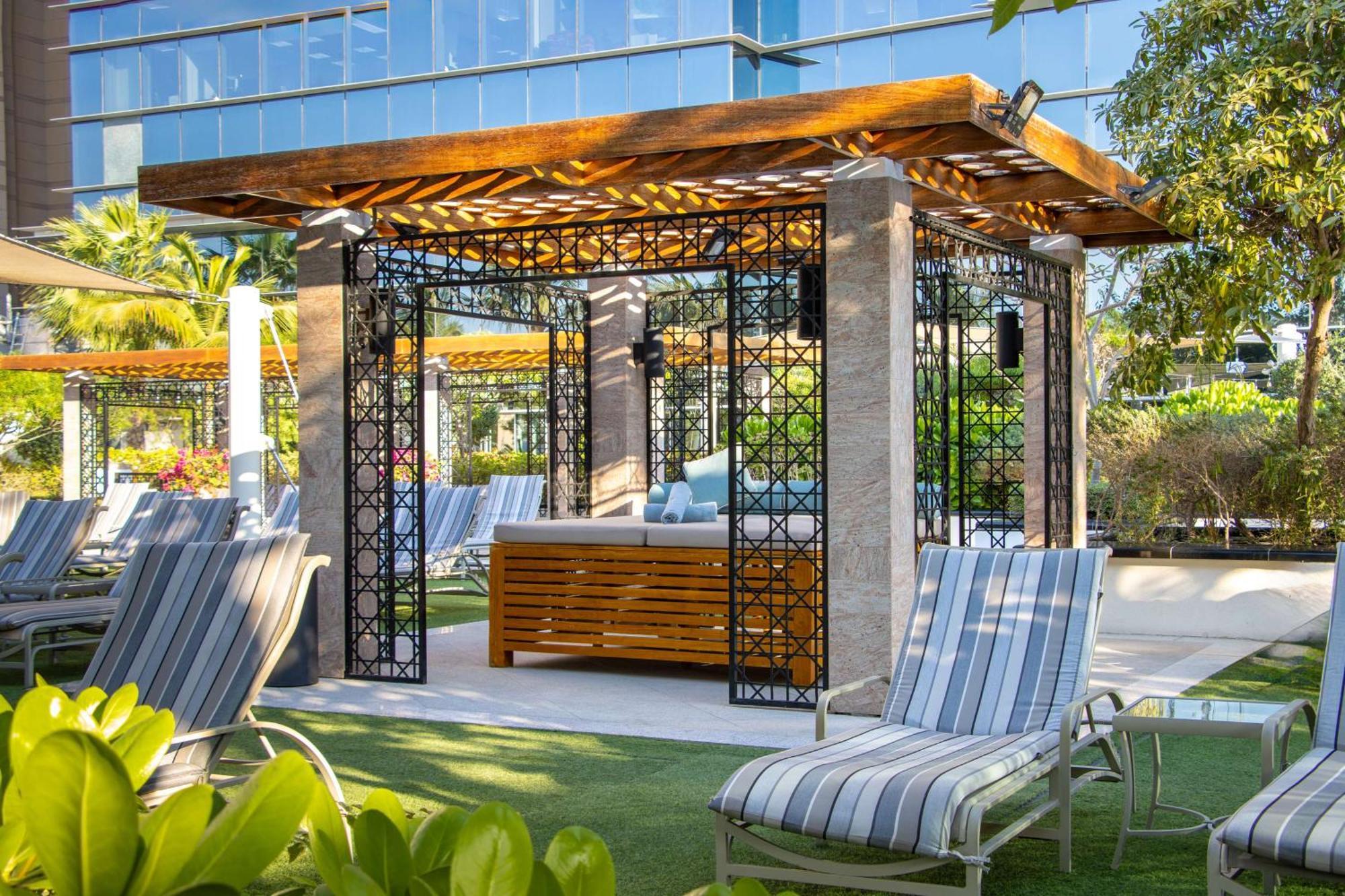 Conrad Hotel 5*