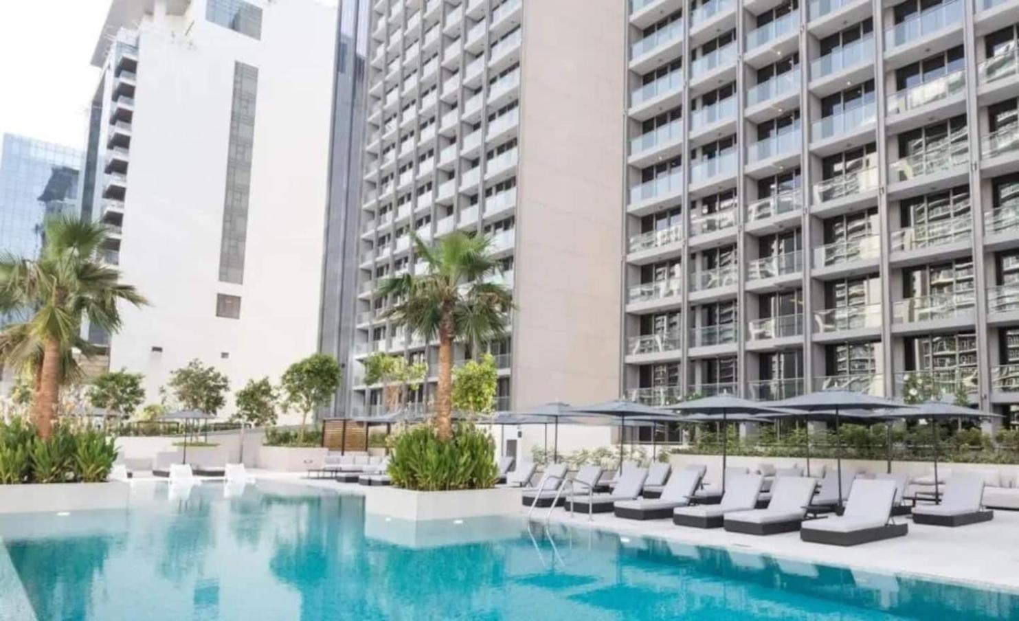 Fashionable Studio8 Min Walk To Burj Khalifa Apartment *