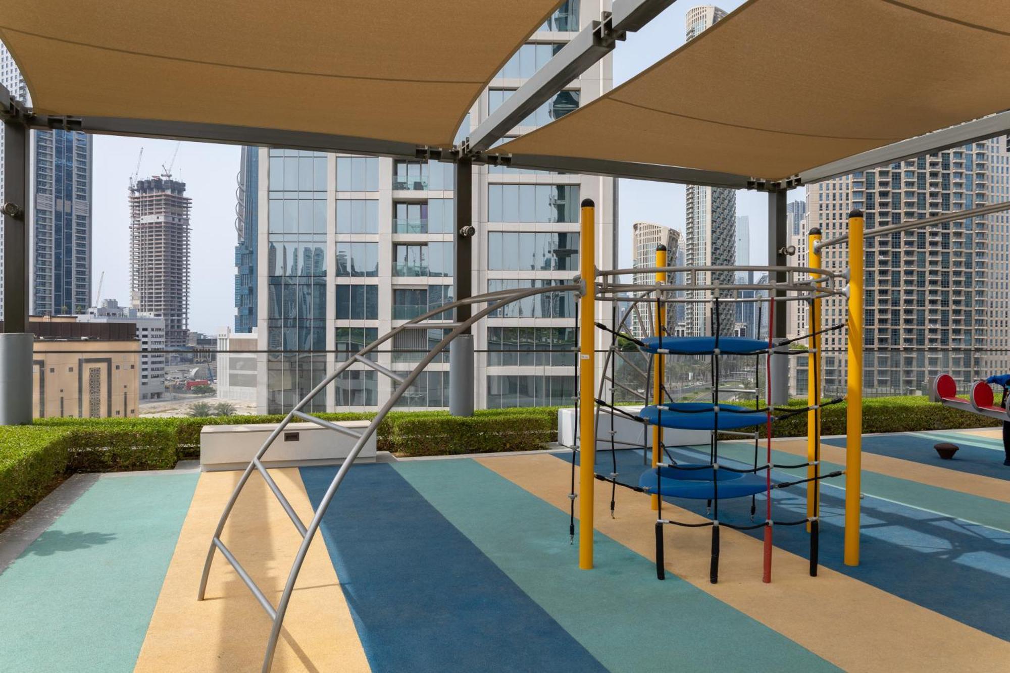 Elegant 1br Burj Crown With Burj Khalifa View Apartment Dubai
