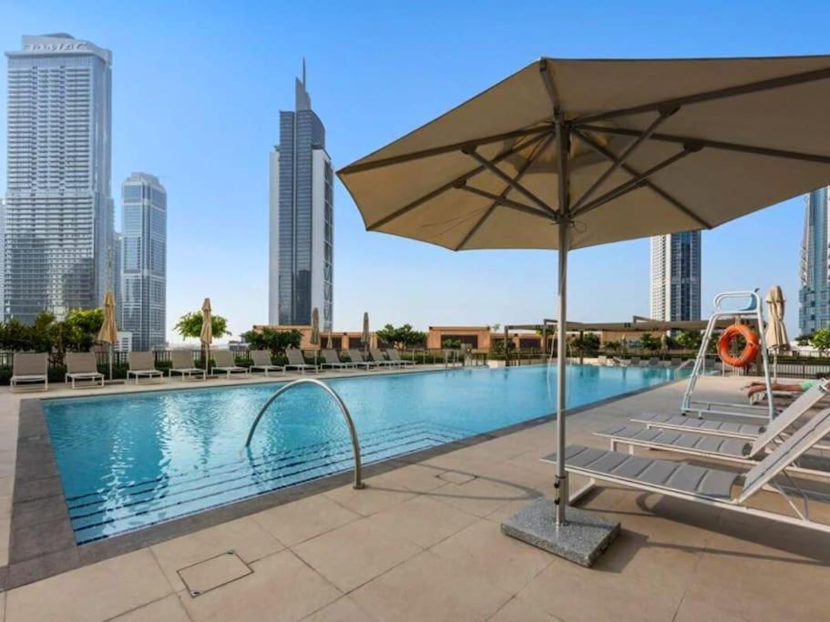 Sea & Views - Burj Crown - 5 Min Walk To Mall Apartamento