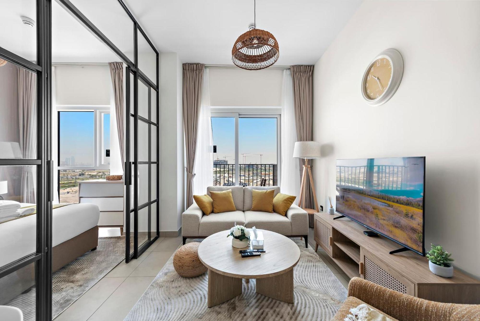 Apartment Stunning 1br In Socio Damac Hills *
