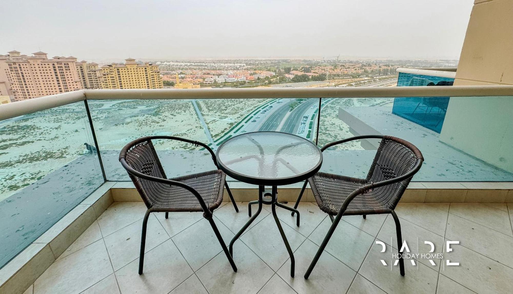 Rare Homes - View - The Crescent Tower - Production - R1611 Apartamento Dubai