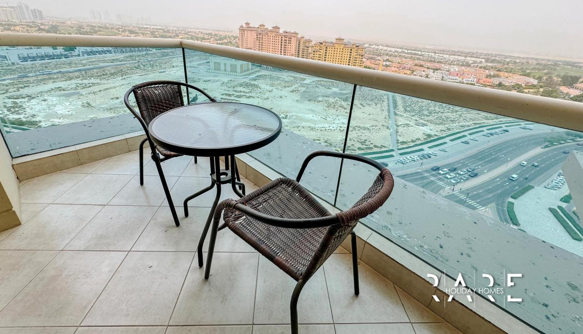 Rare Homes - View - The Crescent Tower - Production - R1611 Apartamento Dubai