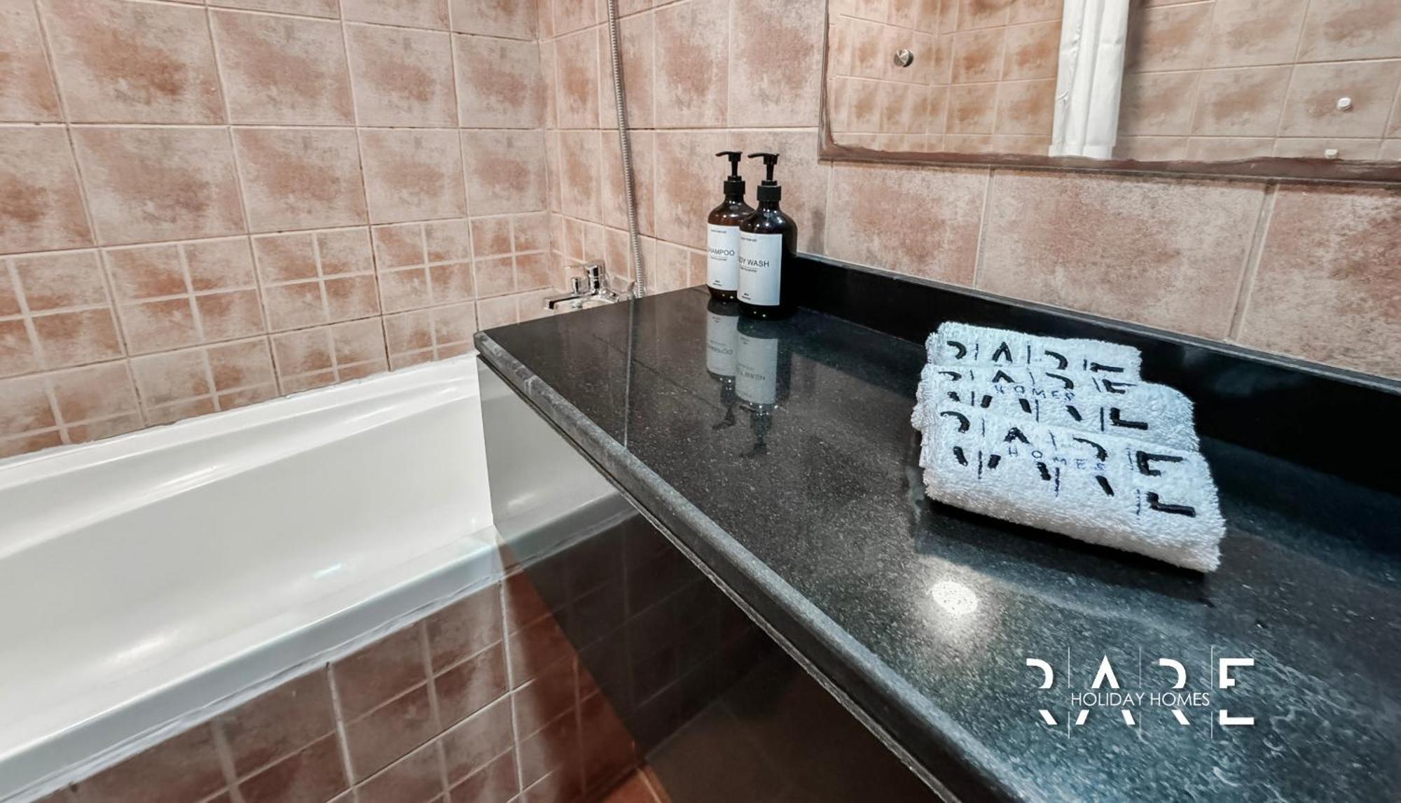 Apartamento Rare Homes - View - The Crescent Tower - Production - R1611 Dubai