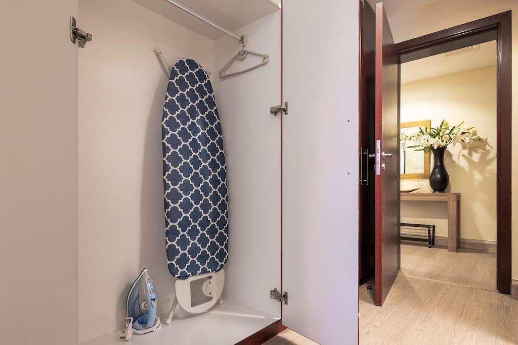 Luxury 1 Bedroom In Jbr With Access Daire