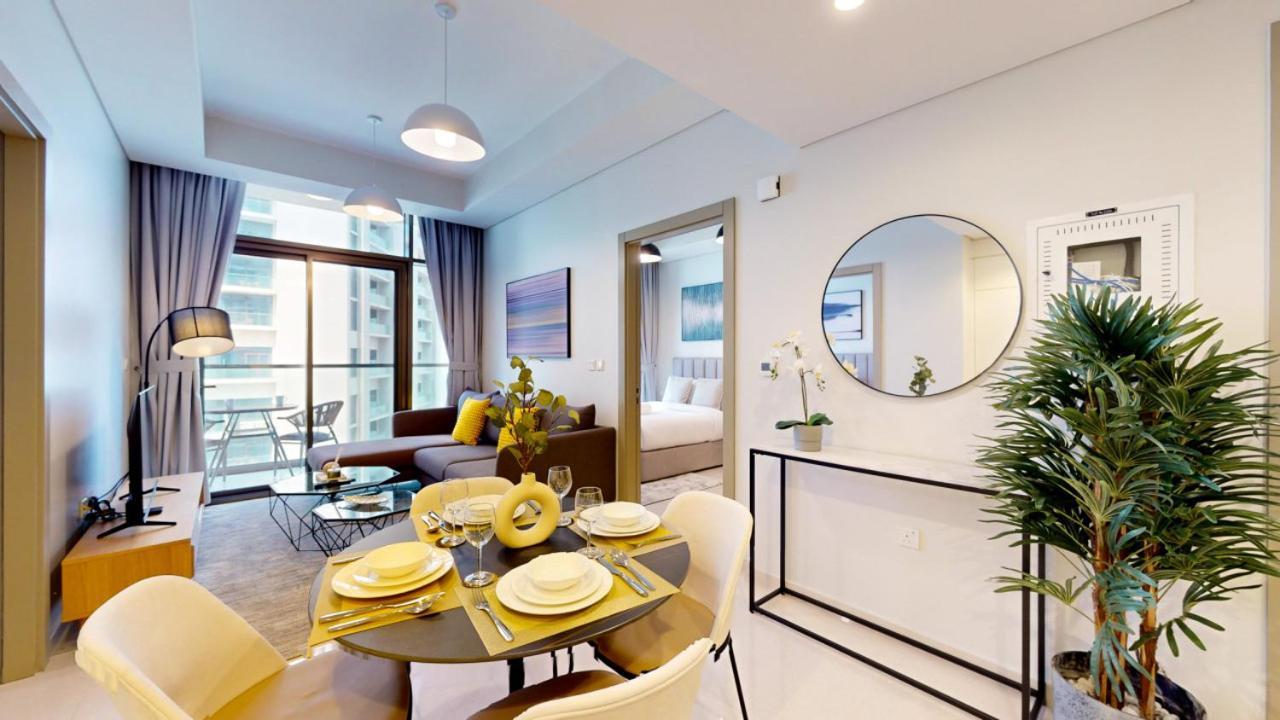 Aykon 2 - Vibrant Two Bedroom Apartment *