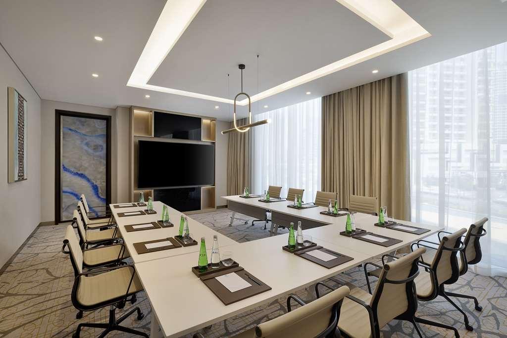 Hotel Embassy By Hilton Business Bay Dubai