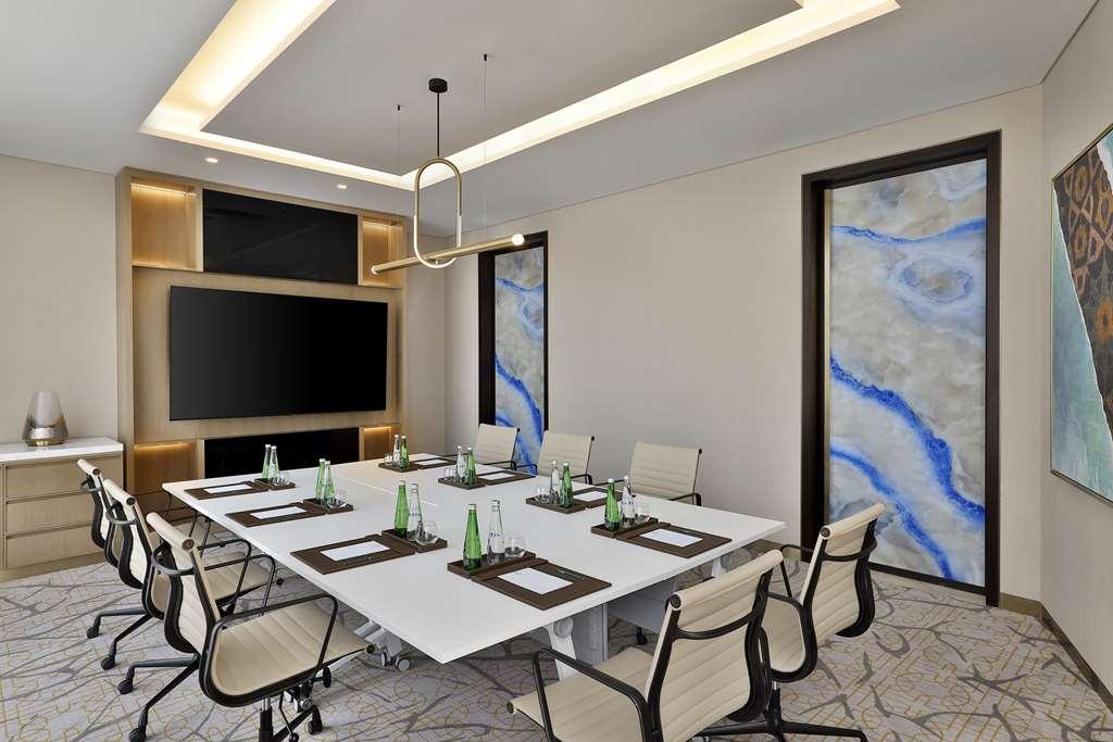Embassy By Hilton Business Bay * Dubai