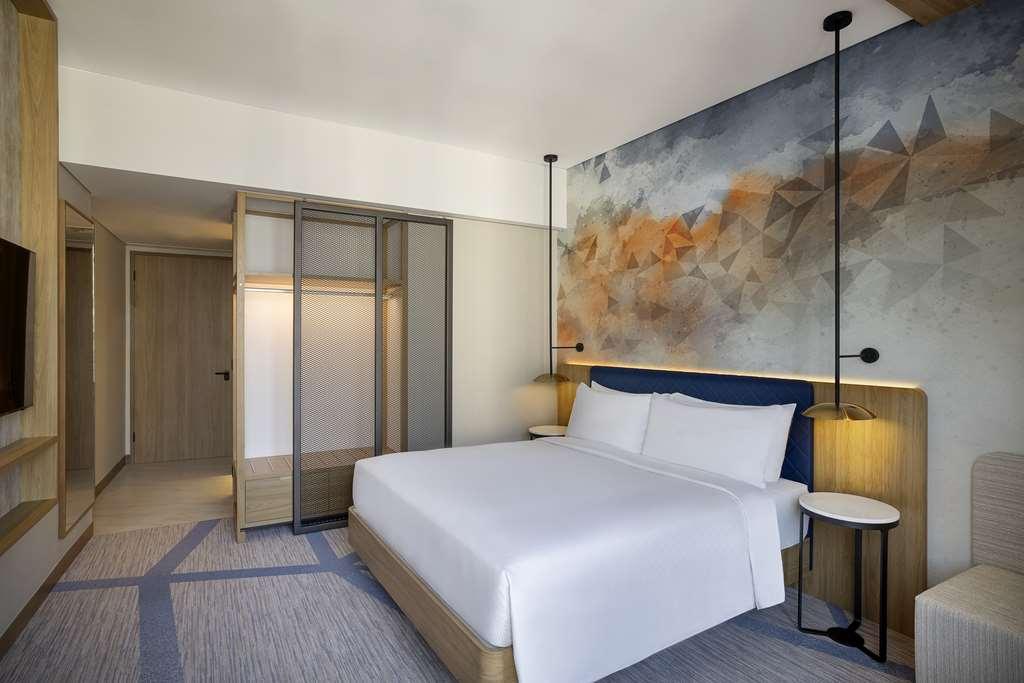 Hilton Garden Business Bay * Dubai