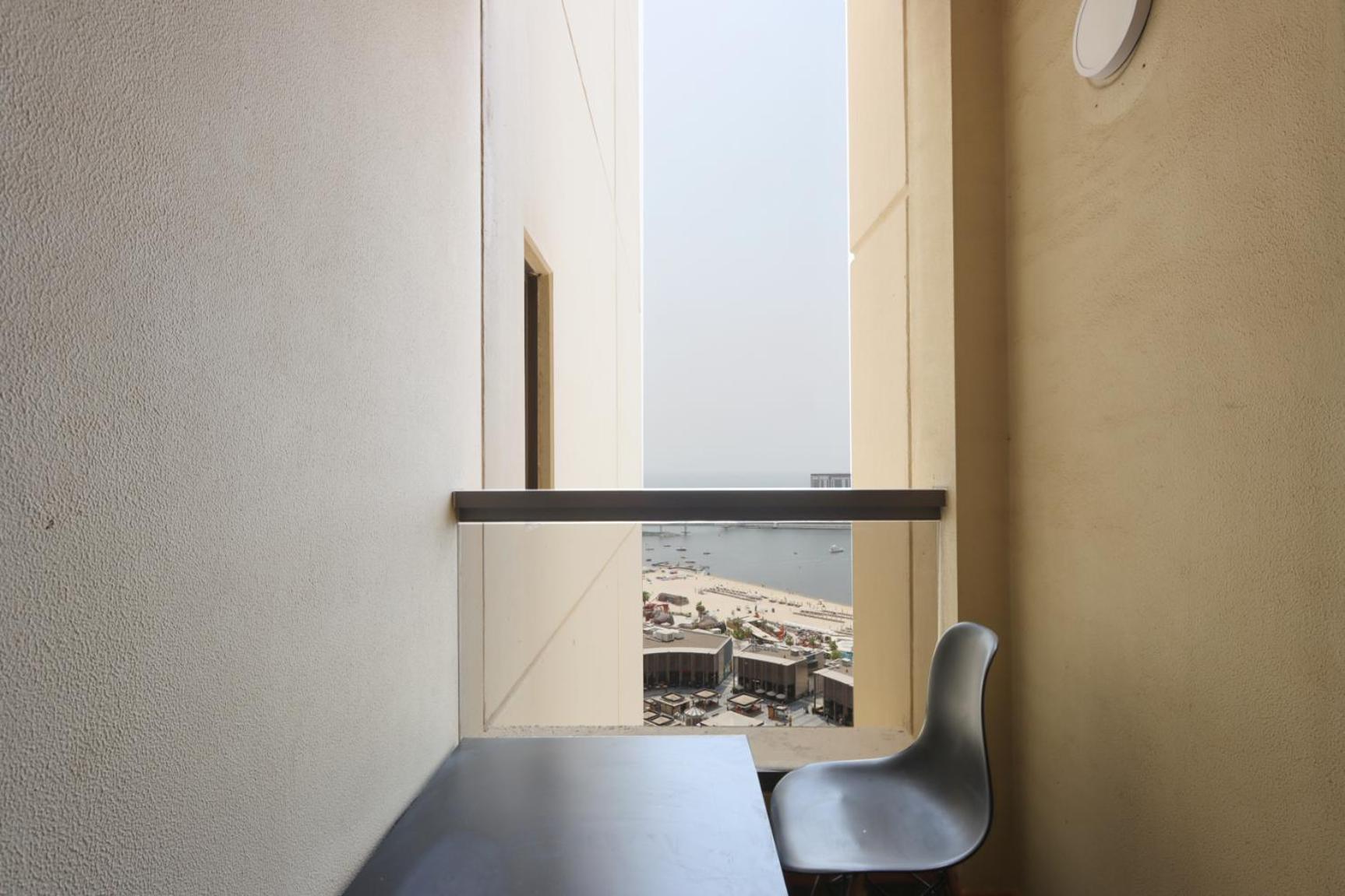 Upgraded With Full Sea View Rimal 5 - Entire 4 Bedroom - Access *