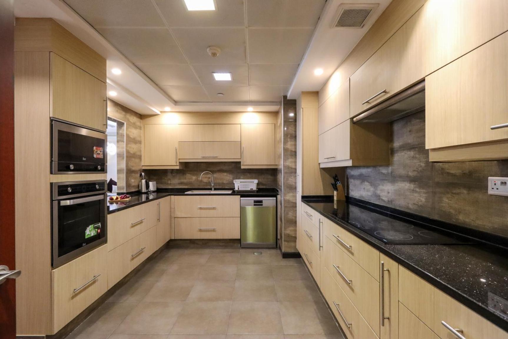 Daire Upgraded With Full Sea View Rimal 5 - Entire 4 Bedroom - Access