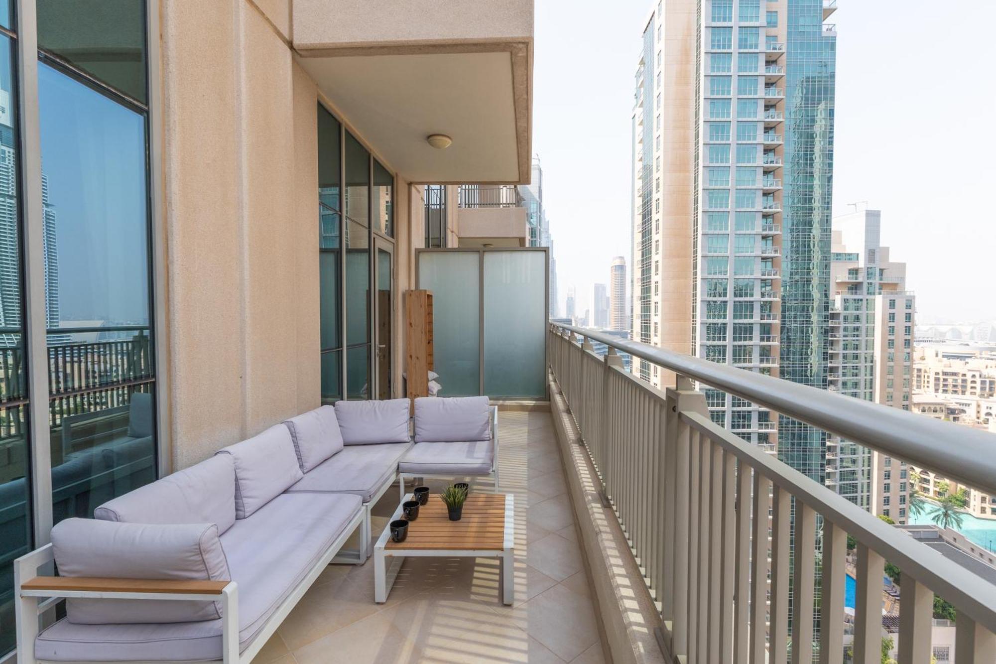 Apartment White Sage - Fountain View Stylish With Spacious Terrace *