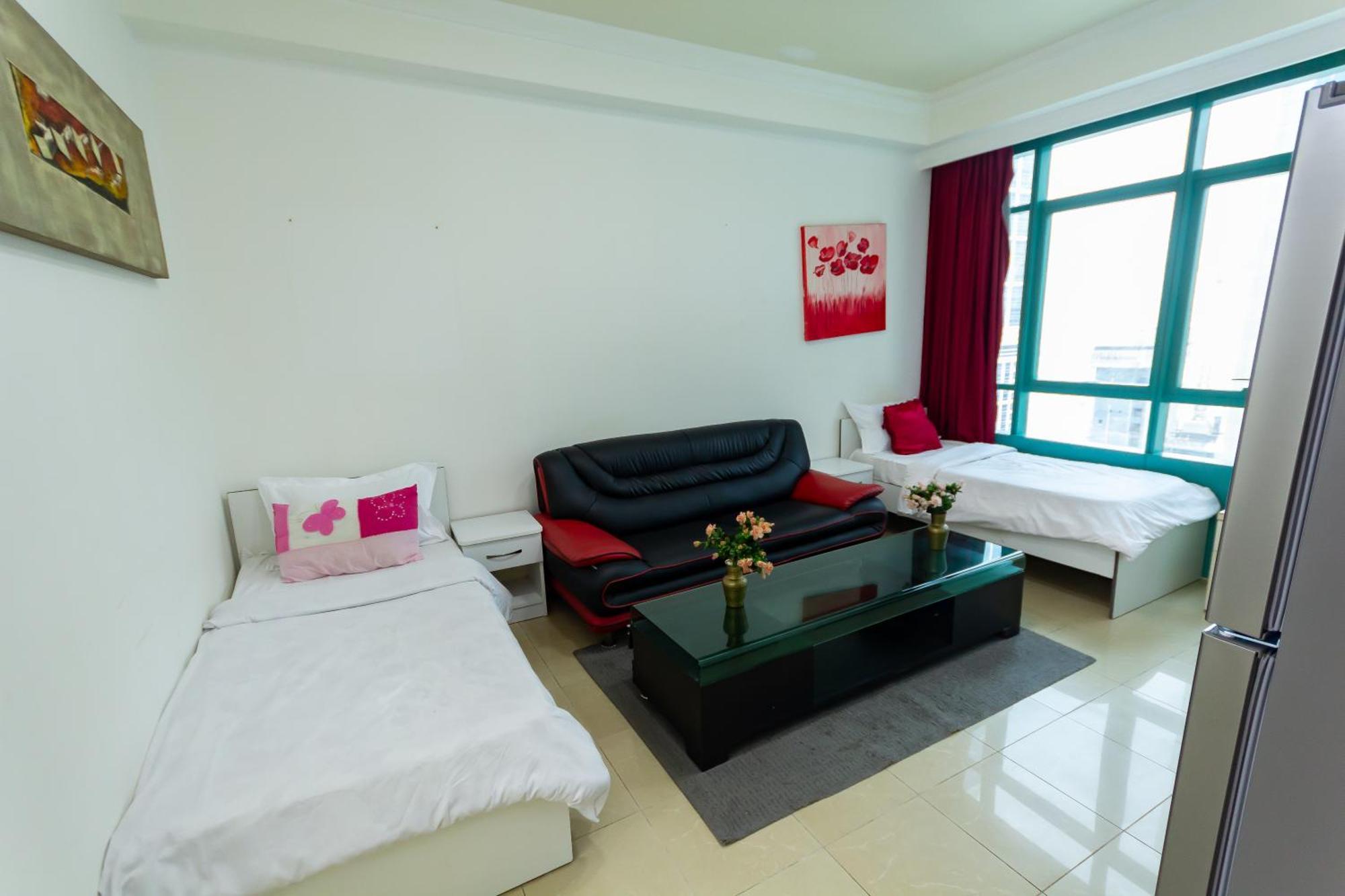 Nice Budget And Bed Space For 