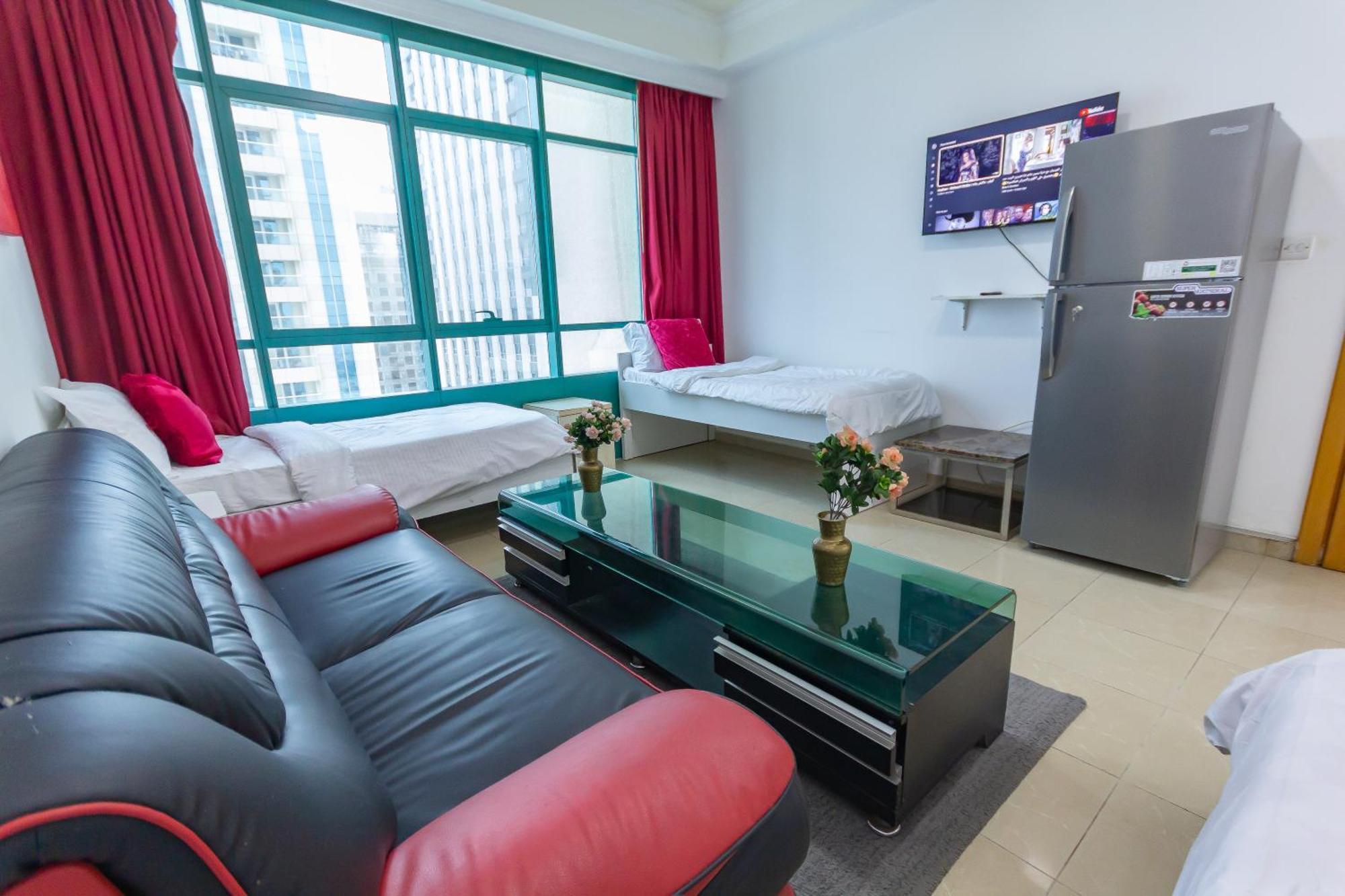 Nice Budget And Bed Space For 