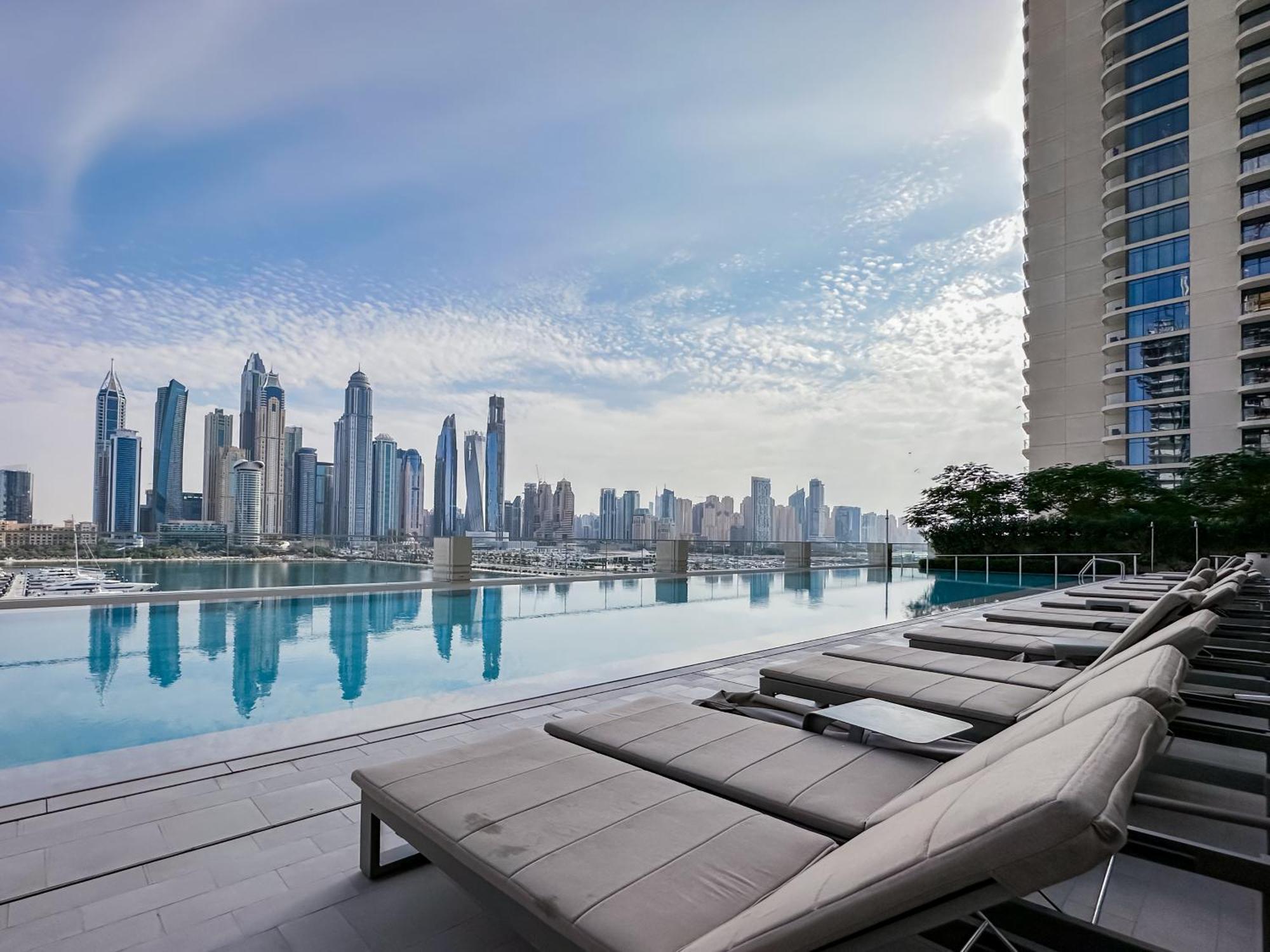 Apartment Trophy - Marina Vista Sea View Dubai