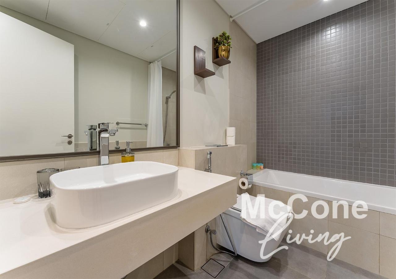 Stylish 1br In Wasl 1 With Balcony & Pool Apartment Dubai