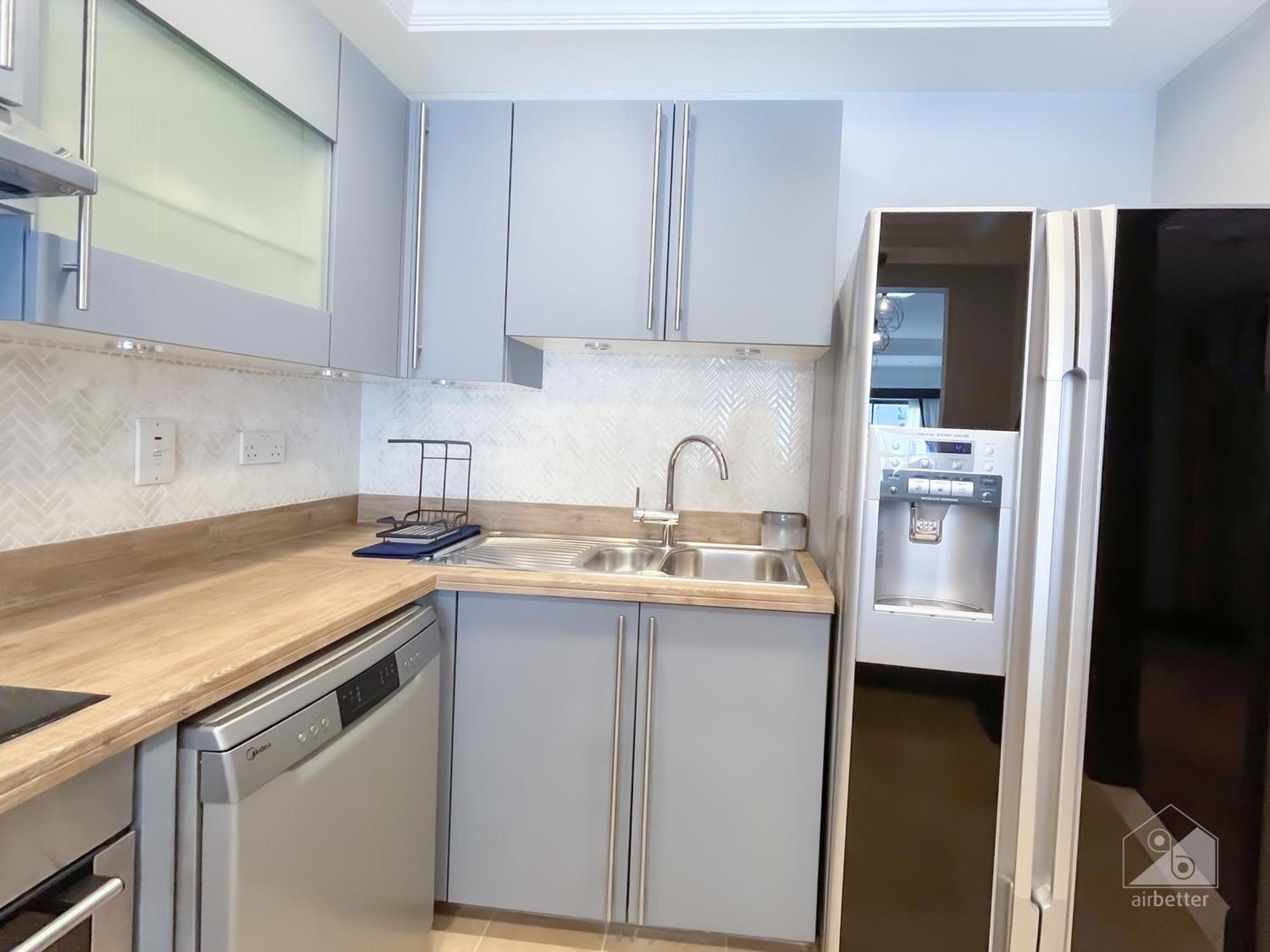 Luxury 2bedroom With Balcony & View Palm Apartment *
