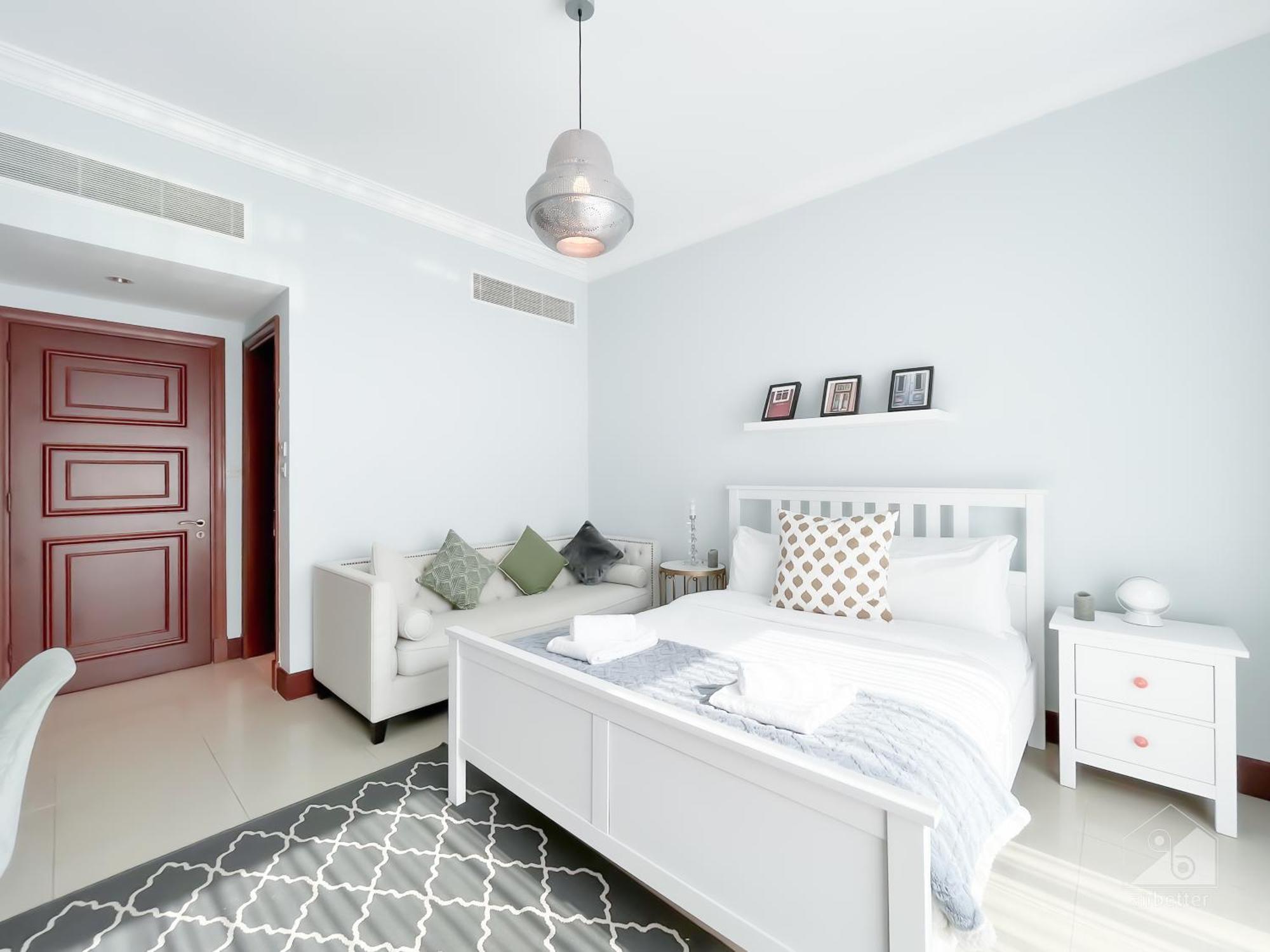 Luxury 2bedroom With Balcony & View Palm Apartment *