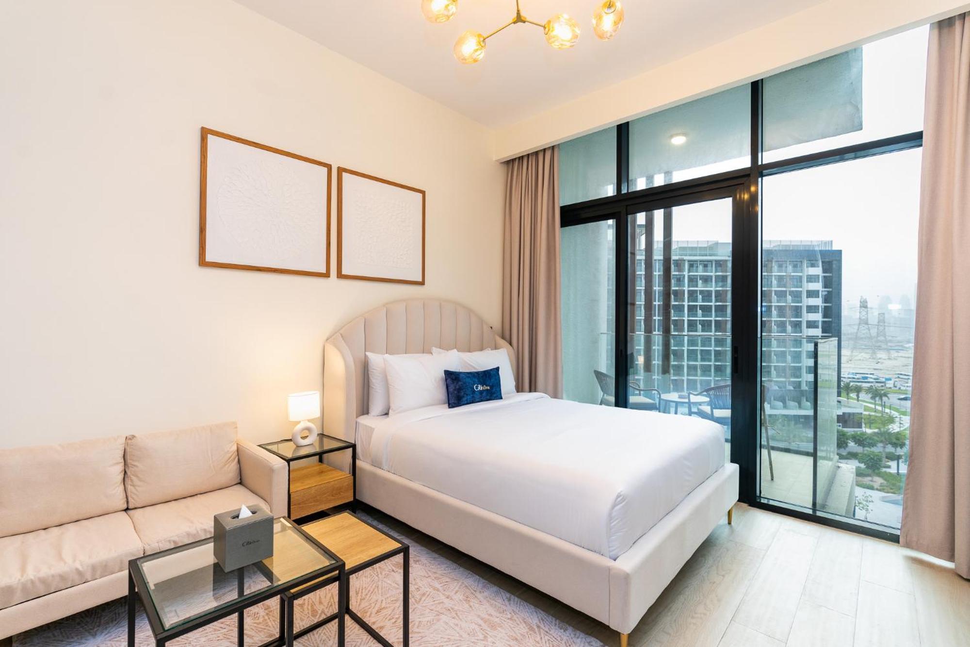 Citihome- Elegant Retreat With Cozy Comfort