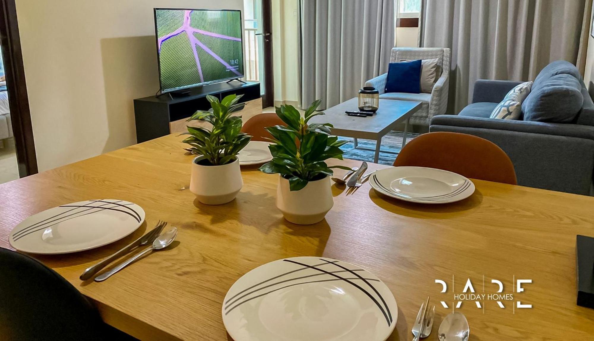 Apartment Rare - Jumeirah Village Circle - La Riviera Estates A - R318 *
