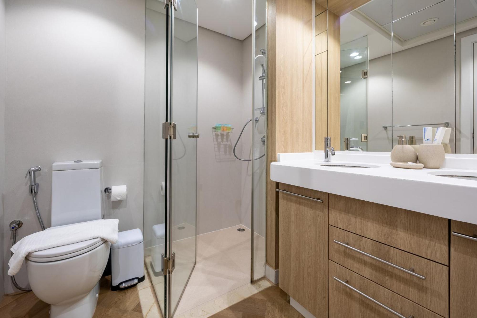 Upgraded With Stunning Burj Khalifa View Apartment Dubai