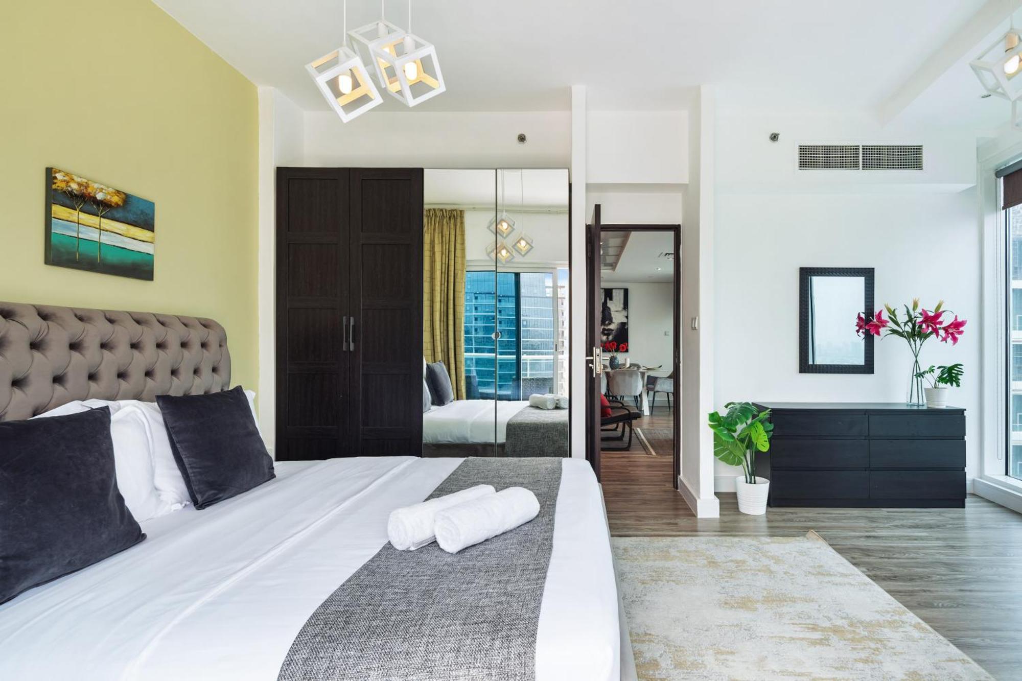 Modern & Spacious 2-bed With Panoramic Views, Dual Balconies, Steps From Jlt Metro By 