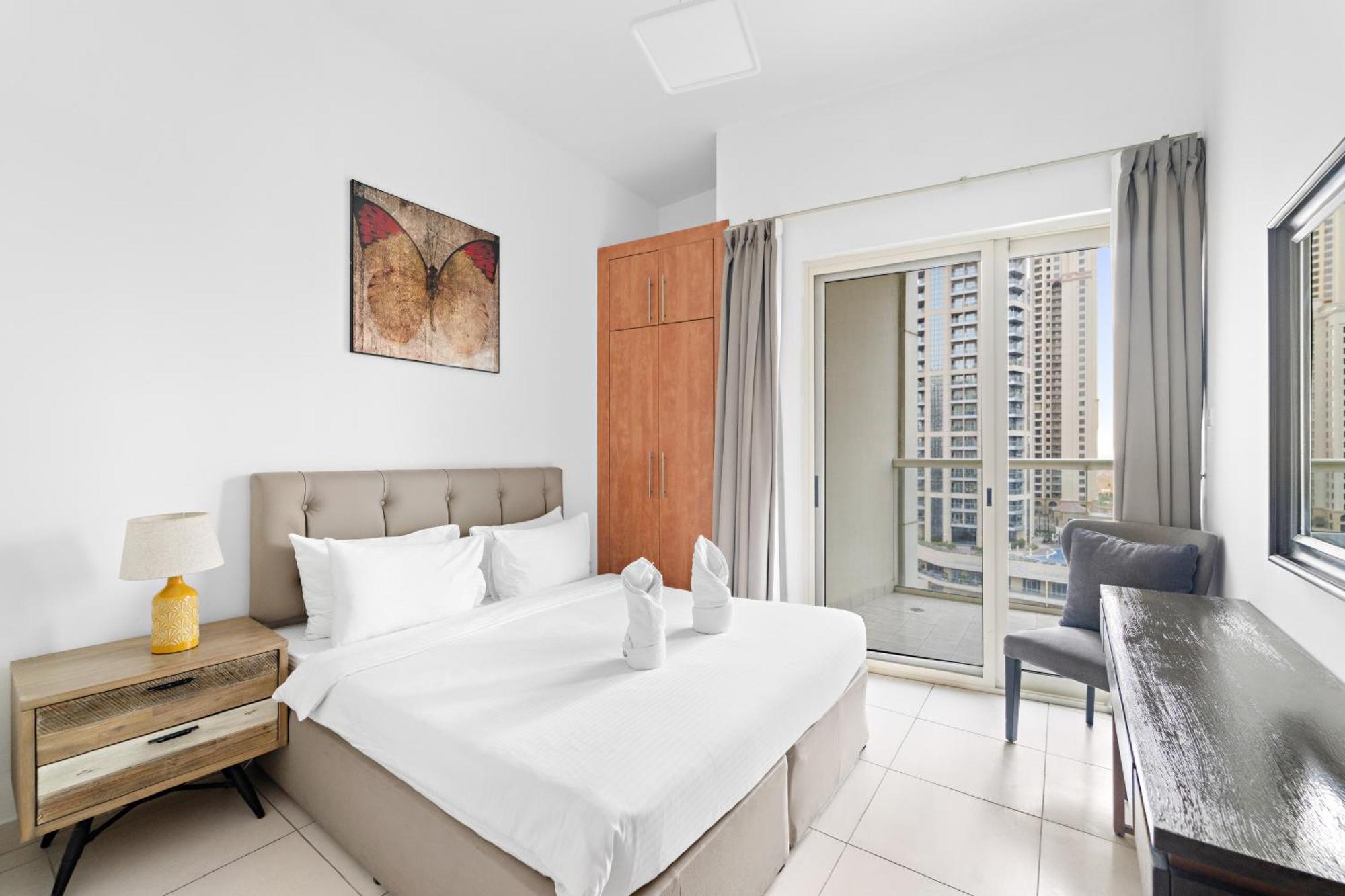Apartment First Class 2br With Exquisite Full Marina View Dubai