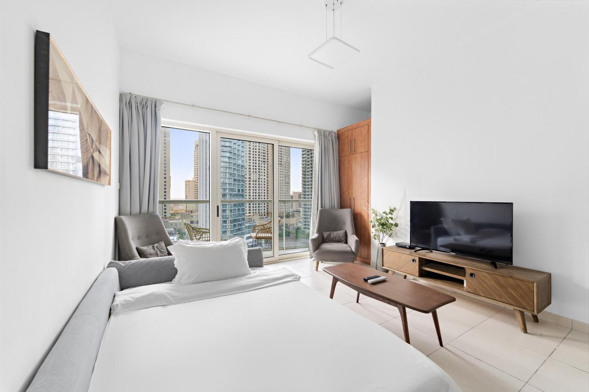 First Class 2br With Exquisite Full Marina View