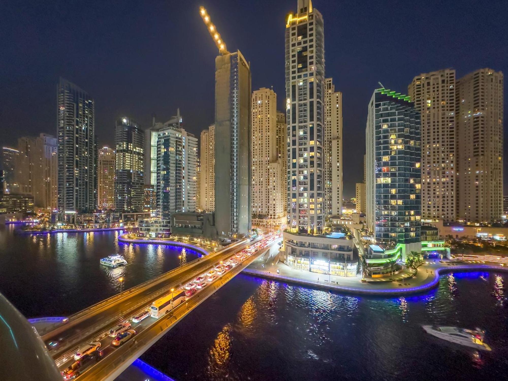 First Class 2br With Exquisite Full Marina View Apartment Dubai
