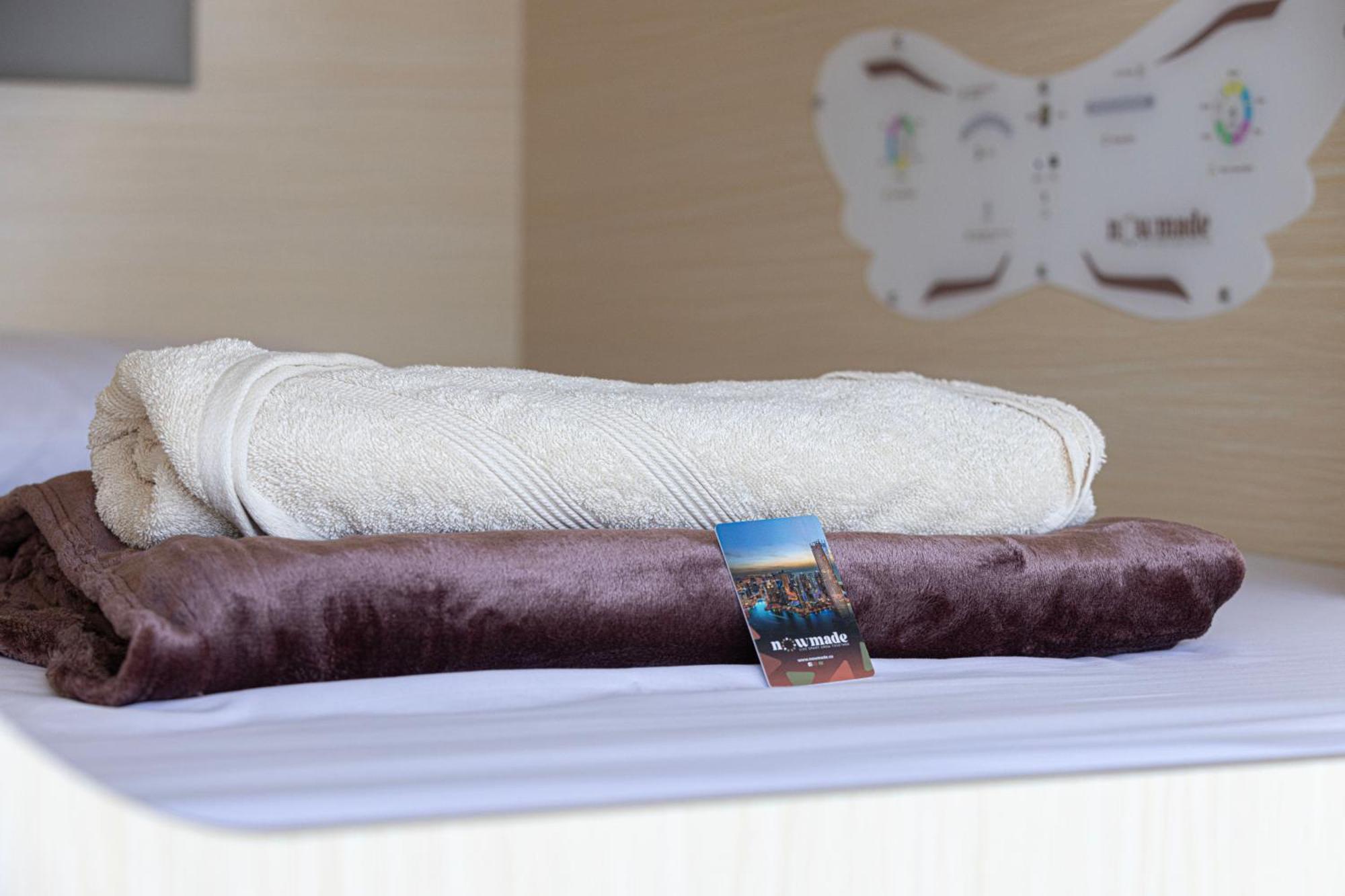 Capsule Experience Duplex - Panoramic Sea View - Nowmade La Marina Hostel Dubai