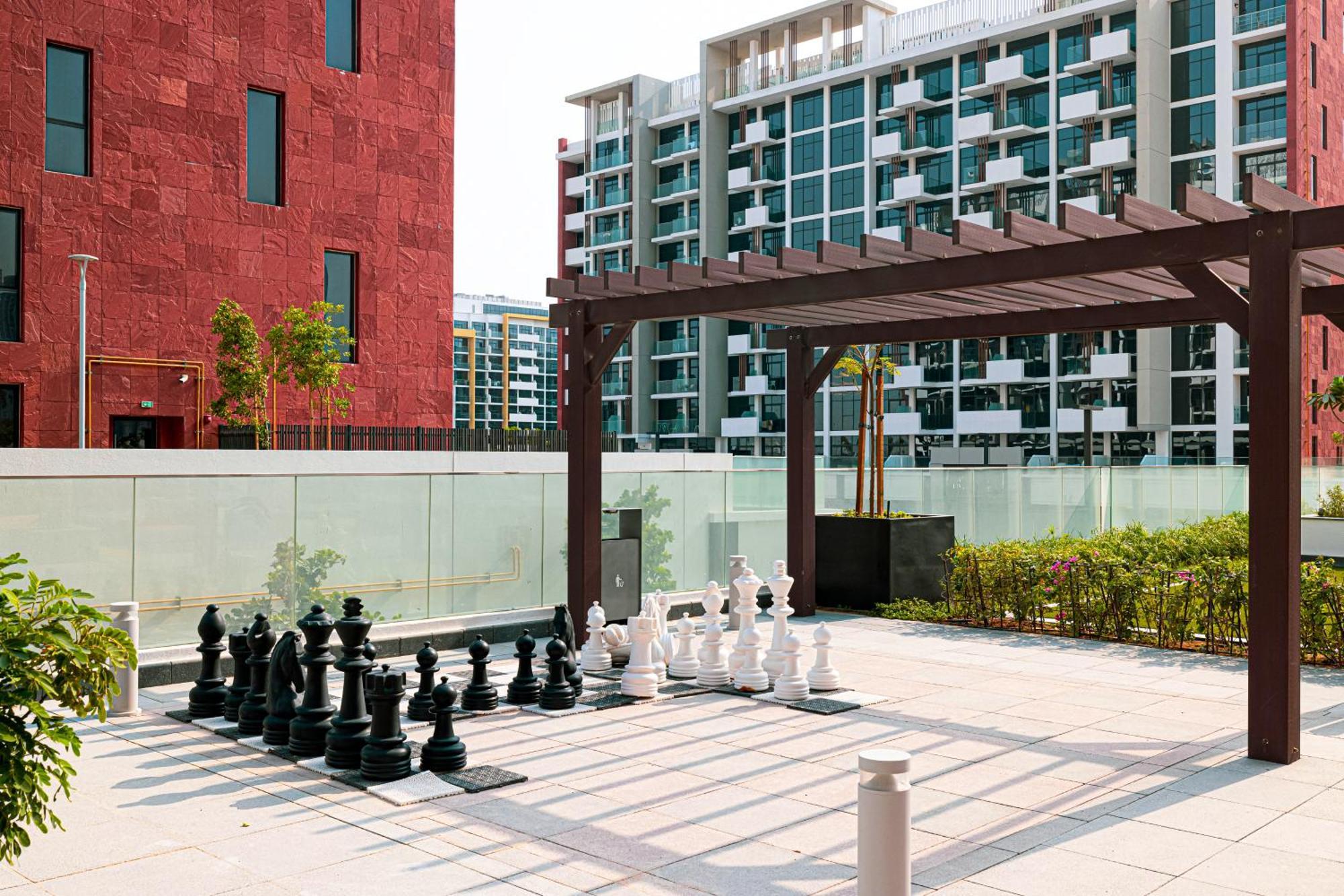 Apartment Brand New In Azizi Riviera Dubai