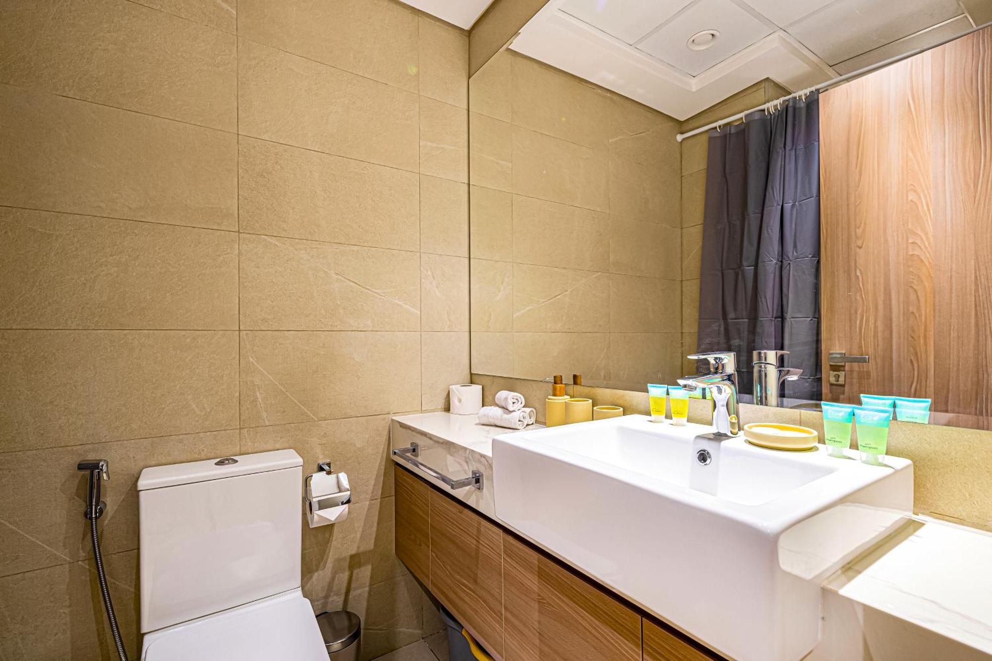 Apartment Brand New In Azizi Riviera Dubai