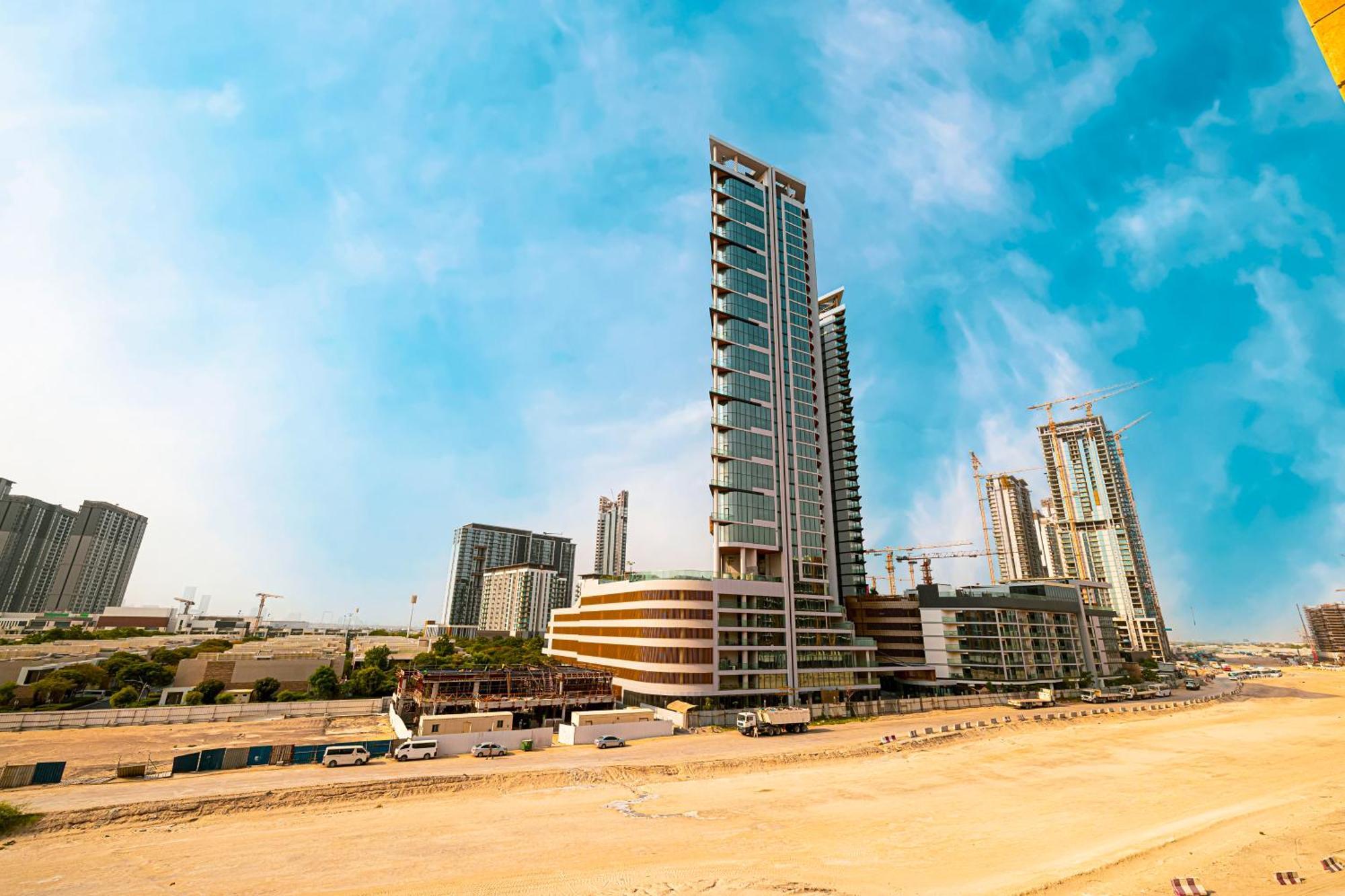 Apartment Brand New In Azizi Riviera Dubai