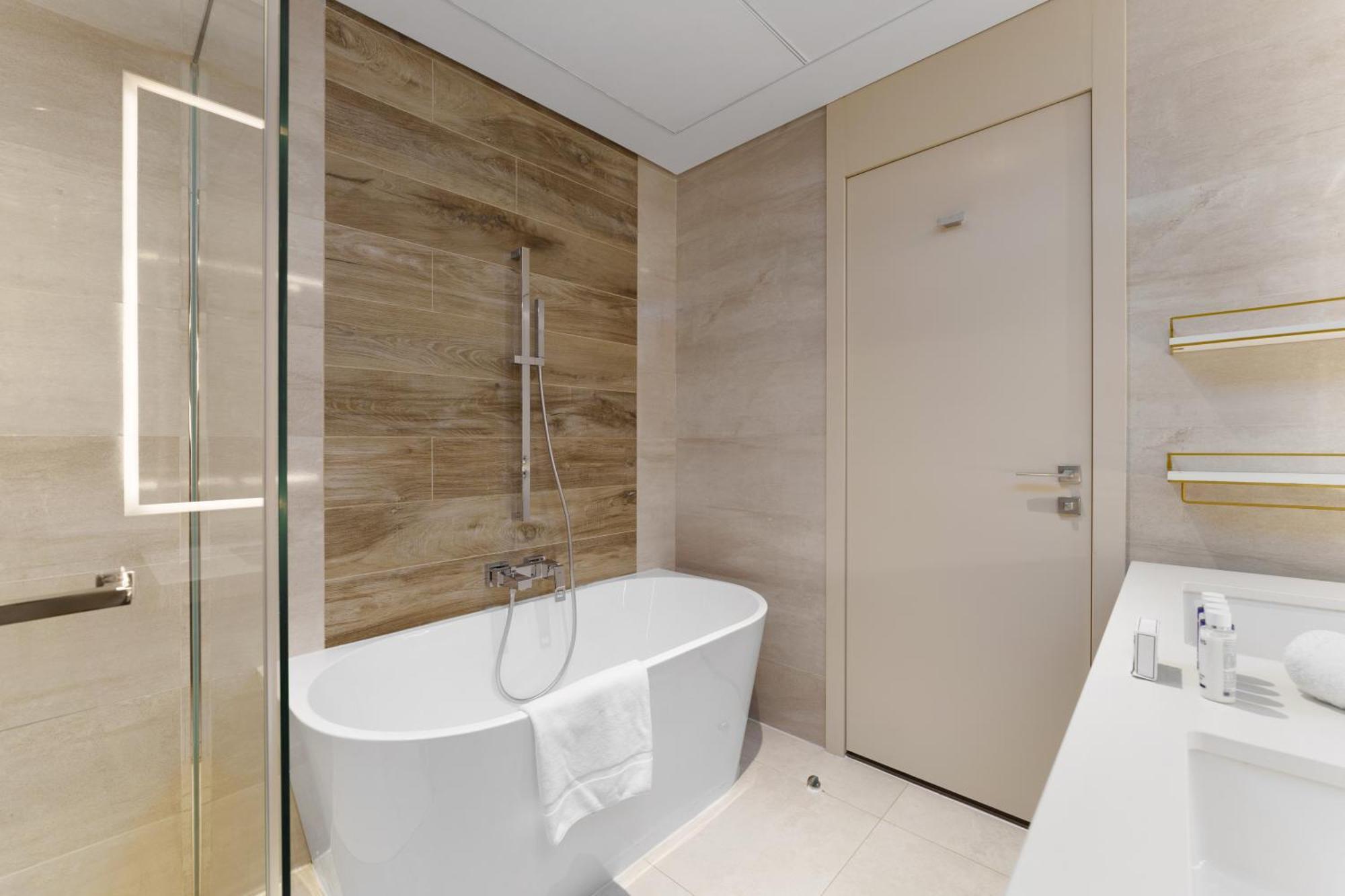Apartment Maison Privee - Tranquil With Mesmerizing Views Cls To Marina