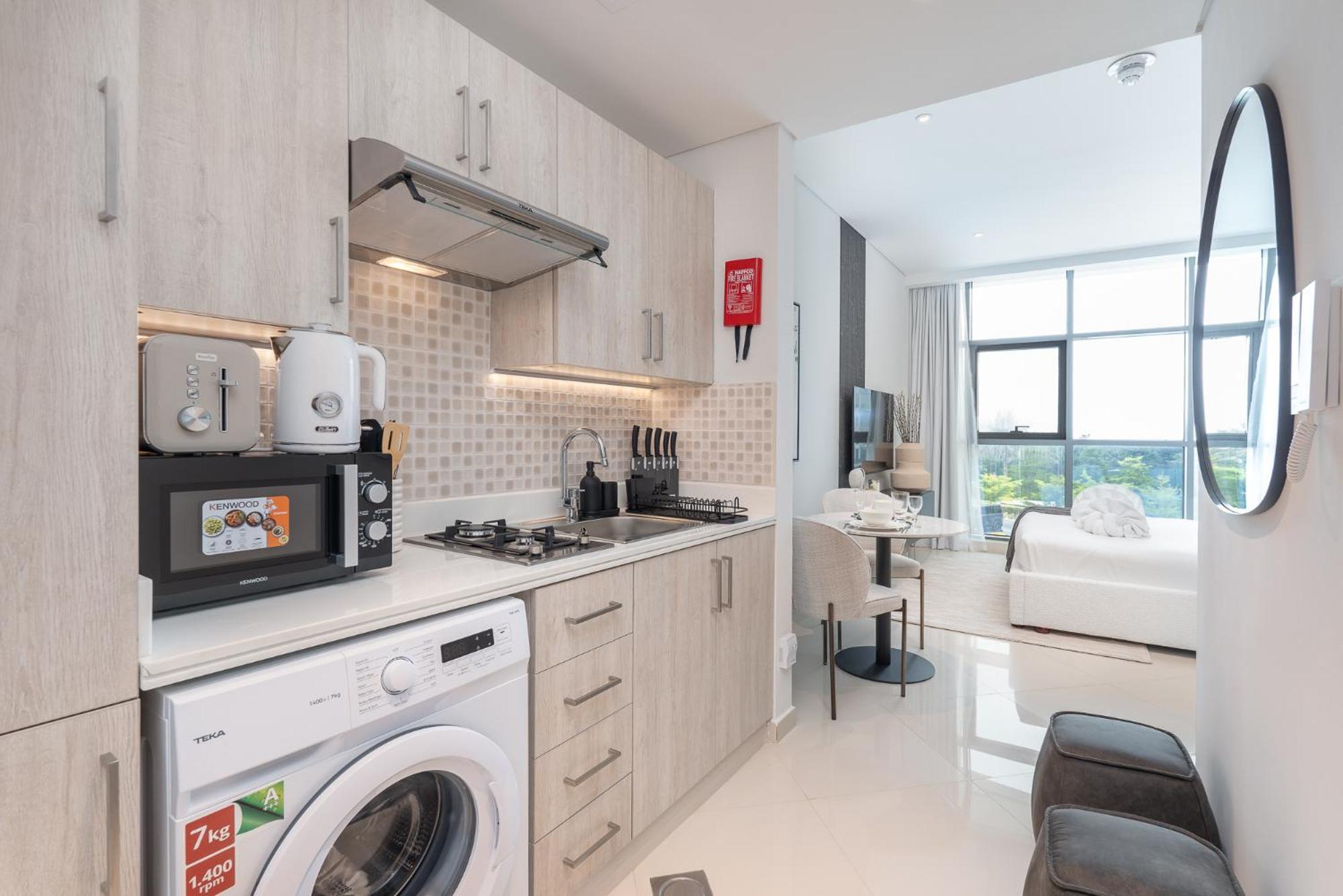 Marvelous Studio In Seven Palm! *