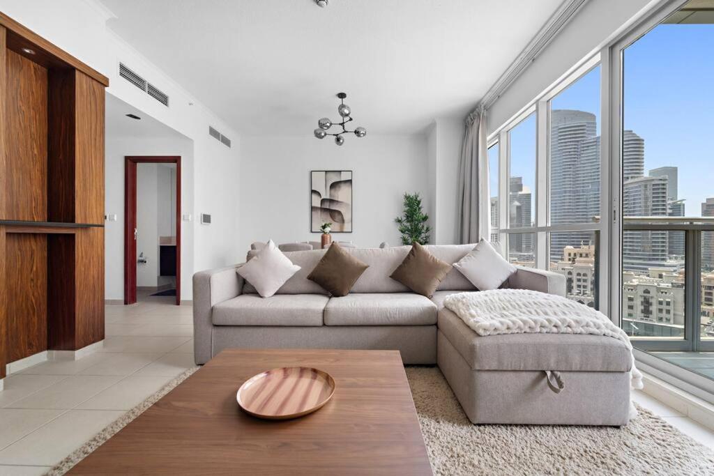 Spacious 1 Bedroom Near * Dubai