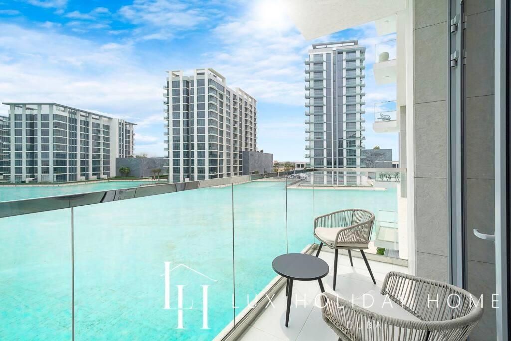 Lux The Burj Khalifa Lagoon View 2