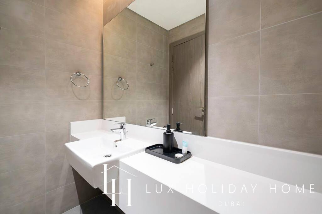 Apartment Lux The Burj Khalifa Lagoon View 2 *