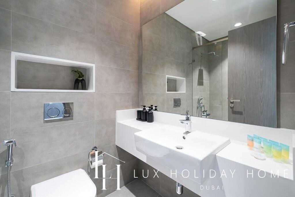 Apartment Lux The Burj Khalifa Lagoon View 2 *